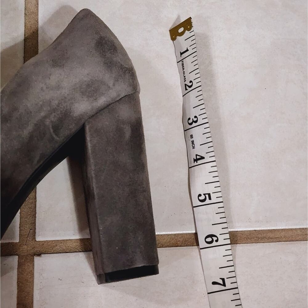 Jessica Simpson Gray Suede Leather Block Heel Round Toe Classic Pumps Size 7.5 - Picture 6 of 8